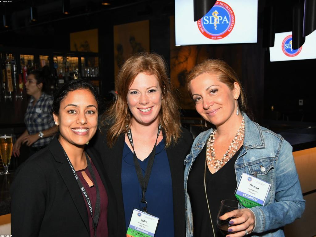 ការពិពណ៌នា VIP: សំបុត្រពិសេសនៃបទពិសោធន៍